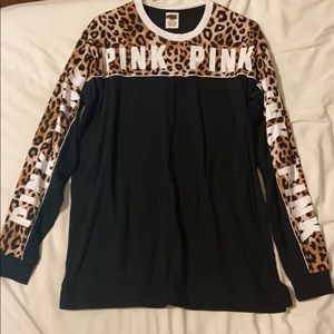 PINK long sleeve cheetah print tee.